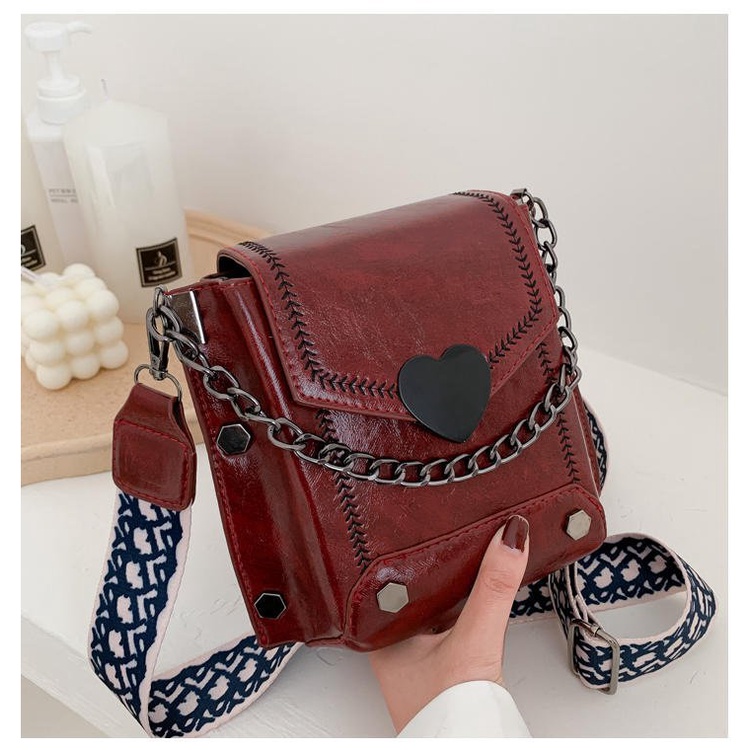 FANDARE Vintage Crossbody Bag – PU Leather Messenger Bag, Waterproof