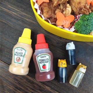 2pcs, Mini Ketchup Bottles, Condiment Squeeze Bottle,Plastic Portable Sauce  Containers Bottle For Lunch, Ketchup Bottle