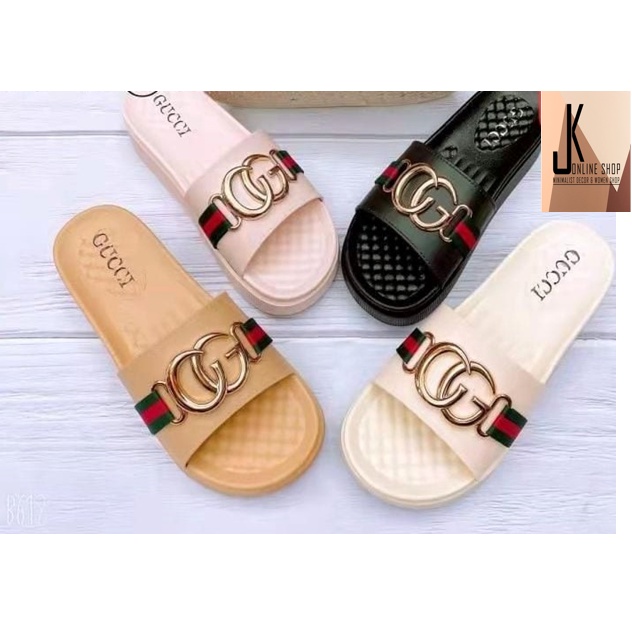 trendy slippers 2018
