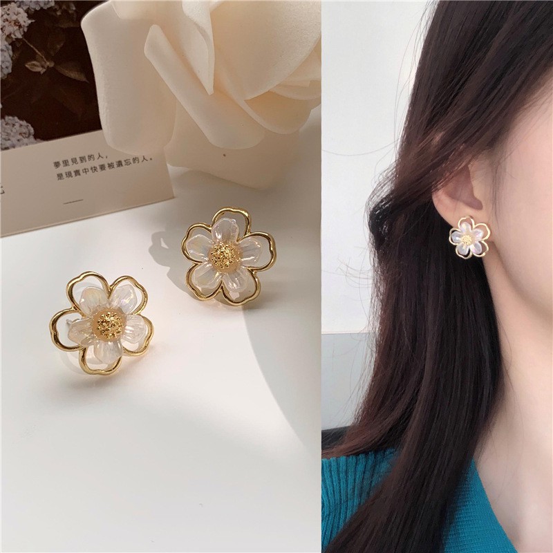 Korean Ins Girl Flower Earrings Simple Earings New S925 Silver Needle