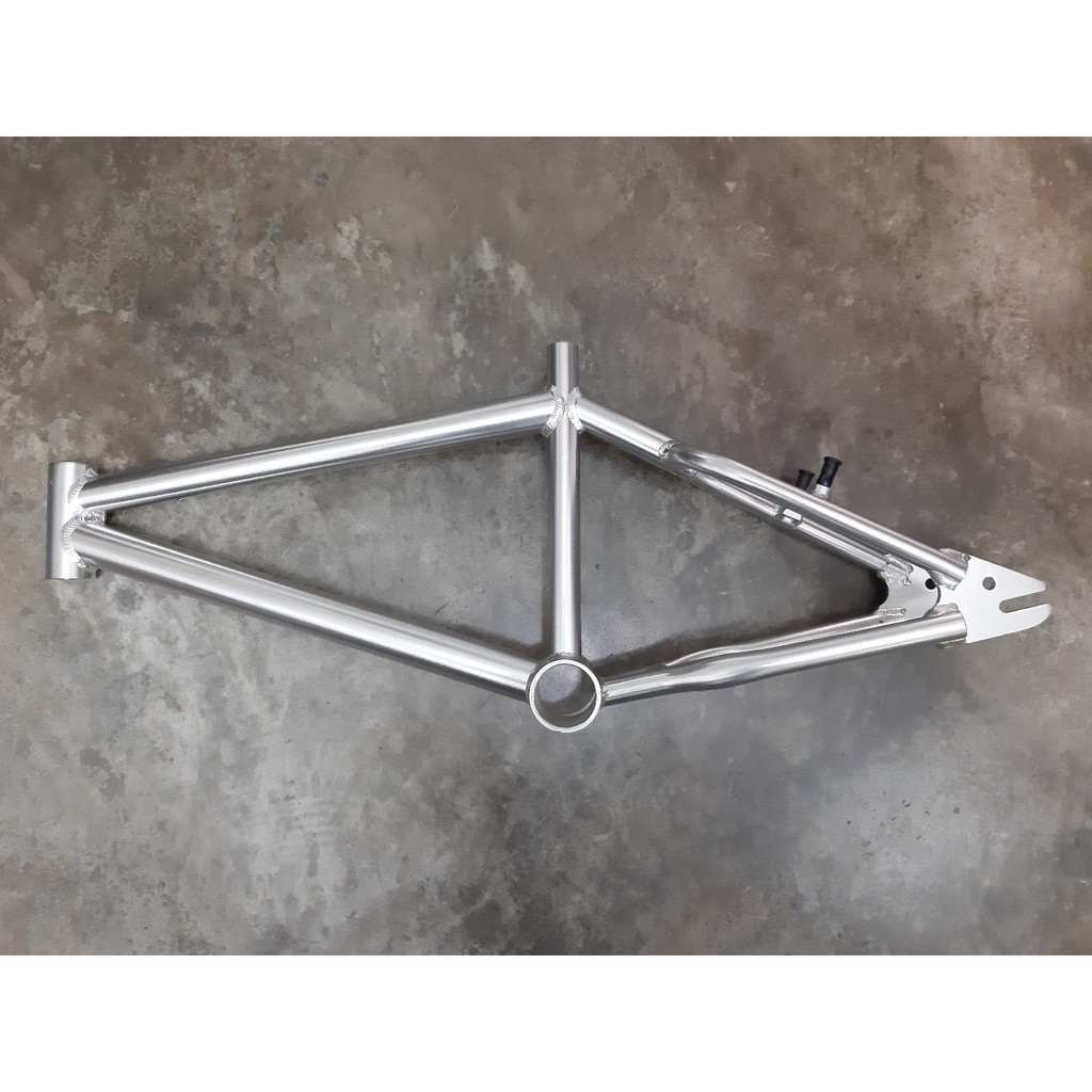 Triple butted aluminium clearance frame