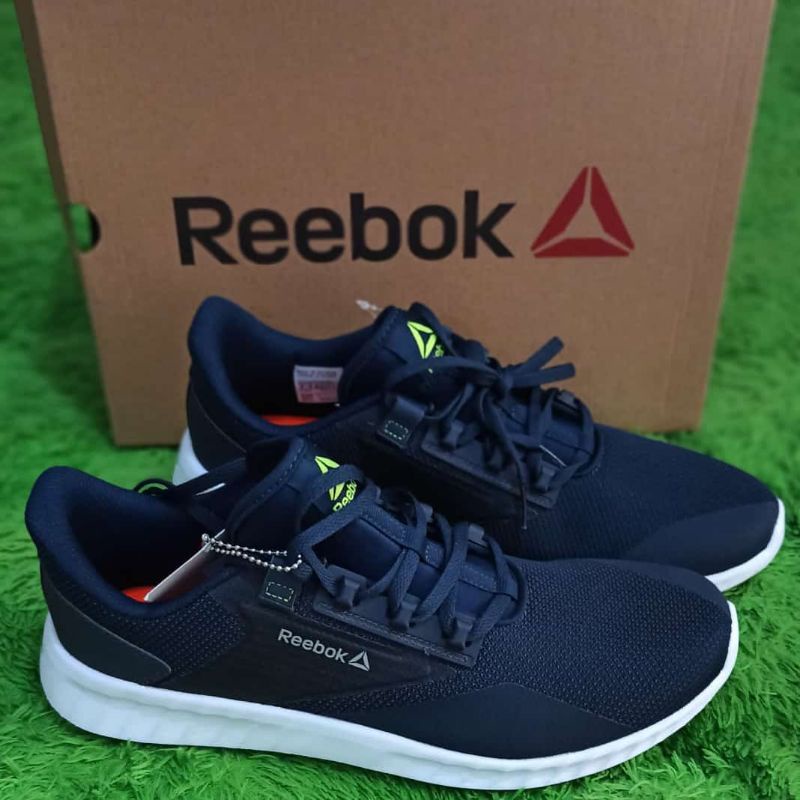 Reebok running store shoes malaysia