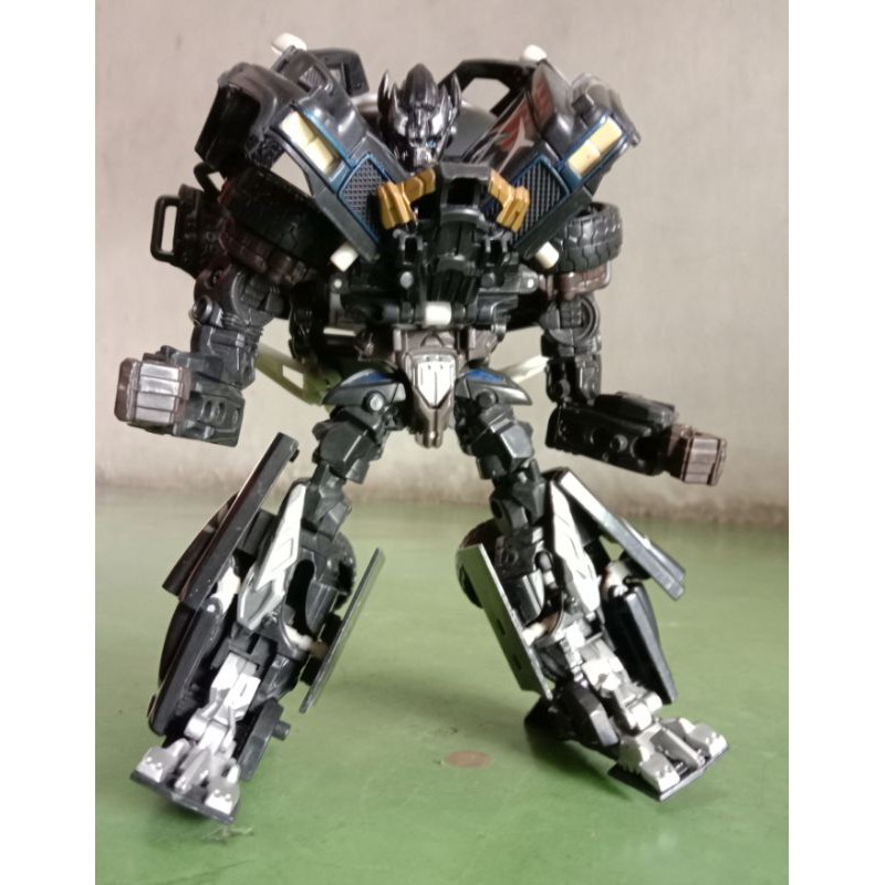 Transformers ROTF Recon Ironhide voyager Shopee Malaysia