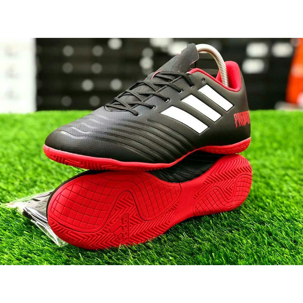 Adidas predator 2025 futsal 18.1