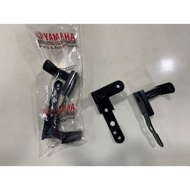 Y15ZR V1 V2 front fender bracket Mudguard bracket | Shopee Malaysia