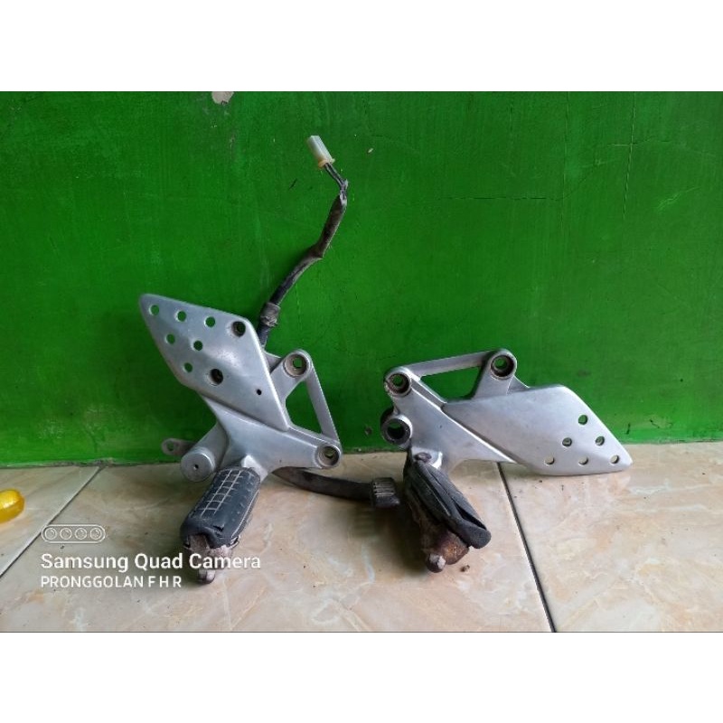 Front Step Front Footstep CBR THAILAND CBR BUILD UP | Shopee Malaysia
