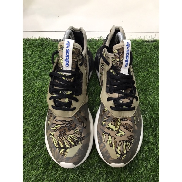 TAG KIRI KANAN BERBEZA KASUT BUNDLE ADIDAS TUBULAR RUNNER