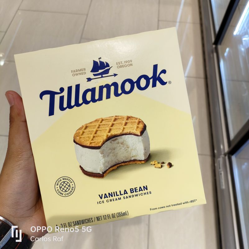 Usa Tillamook Ice Cream Tub Sandwich Vanilla Chocolate Salted Caramel Waffle Cone Strawberry