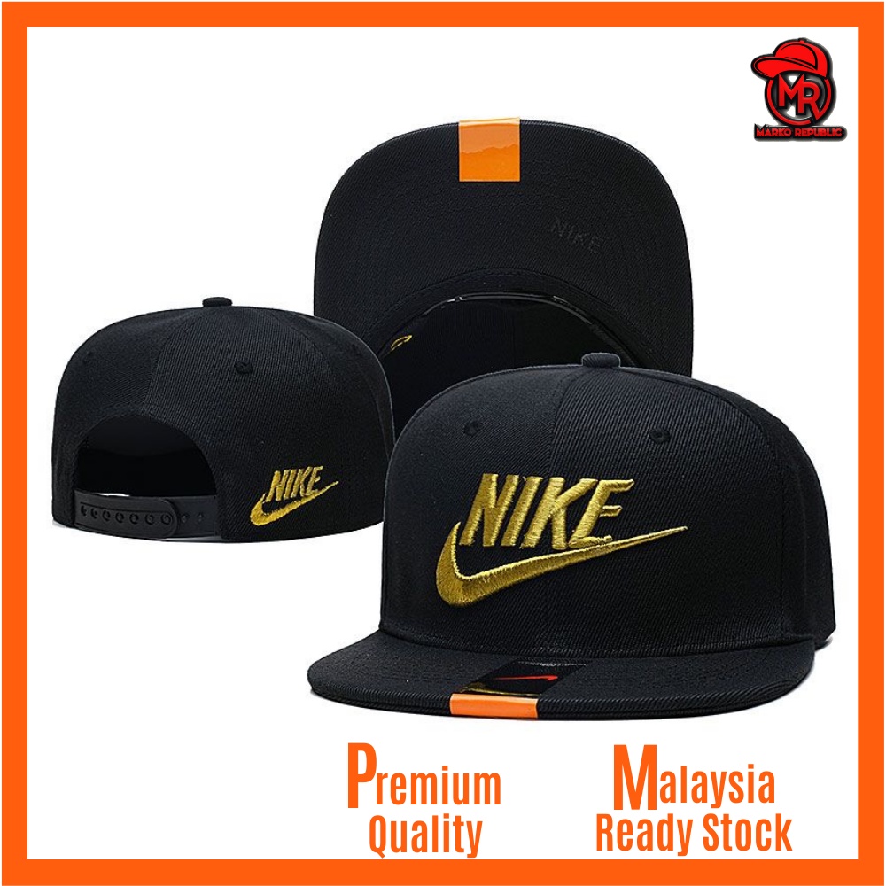 Black and store gold nike snapback