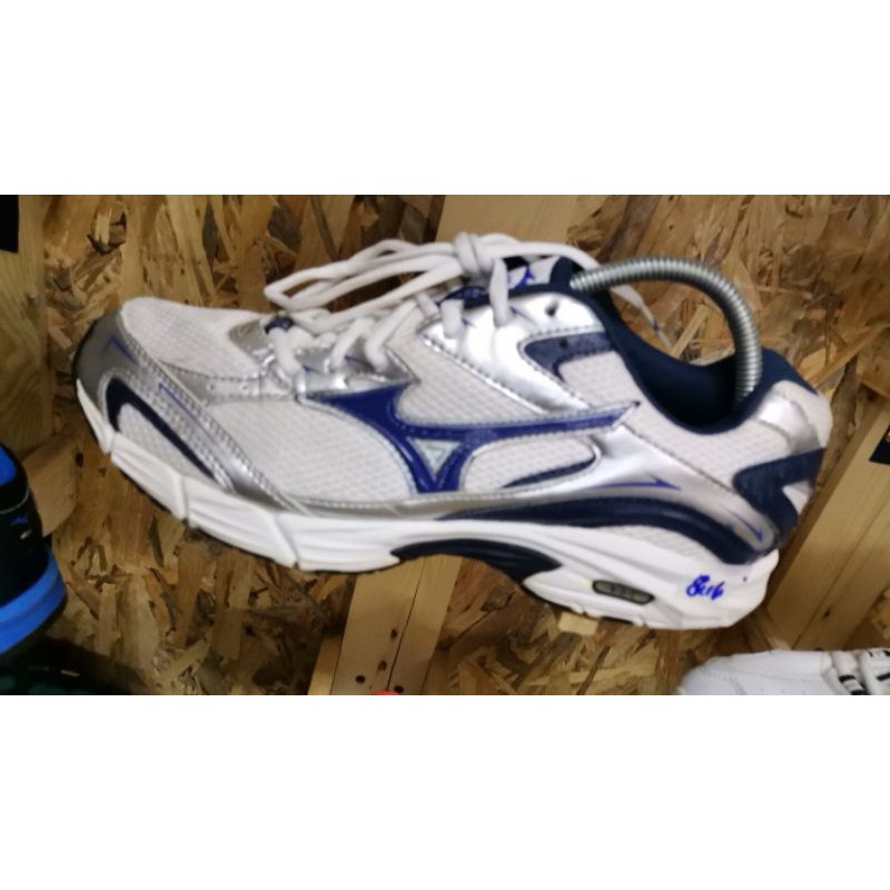 mizuno running shoes Shopee Malaysia