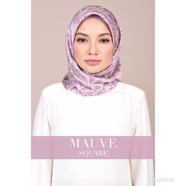 Hijab Styling Neelofa for @louisvuitton #hijabstyledbyayaya