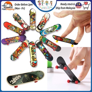2 PCS Finger Toys Professional Finger Boards Mini Skateboard Fingerboards  for Creative Fingertips Movement, Skateboard Educational Toys Party Favors  Novelty Toys for Kids Boys Girls Gifts 