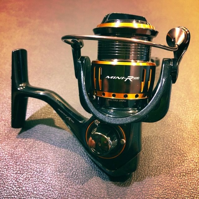 BOSSNA MINI-R 500 ULTRALIGHT SPINNING REEL