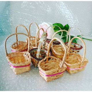 10pcs Mini Woven Baskets Small Handheld Candy Baskets Flower