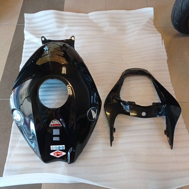 Honda Fireblade CBR1000RR rabbit pikachu cover tank & ekor. original ...