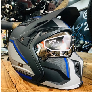 Full face touring store helmet