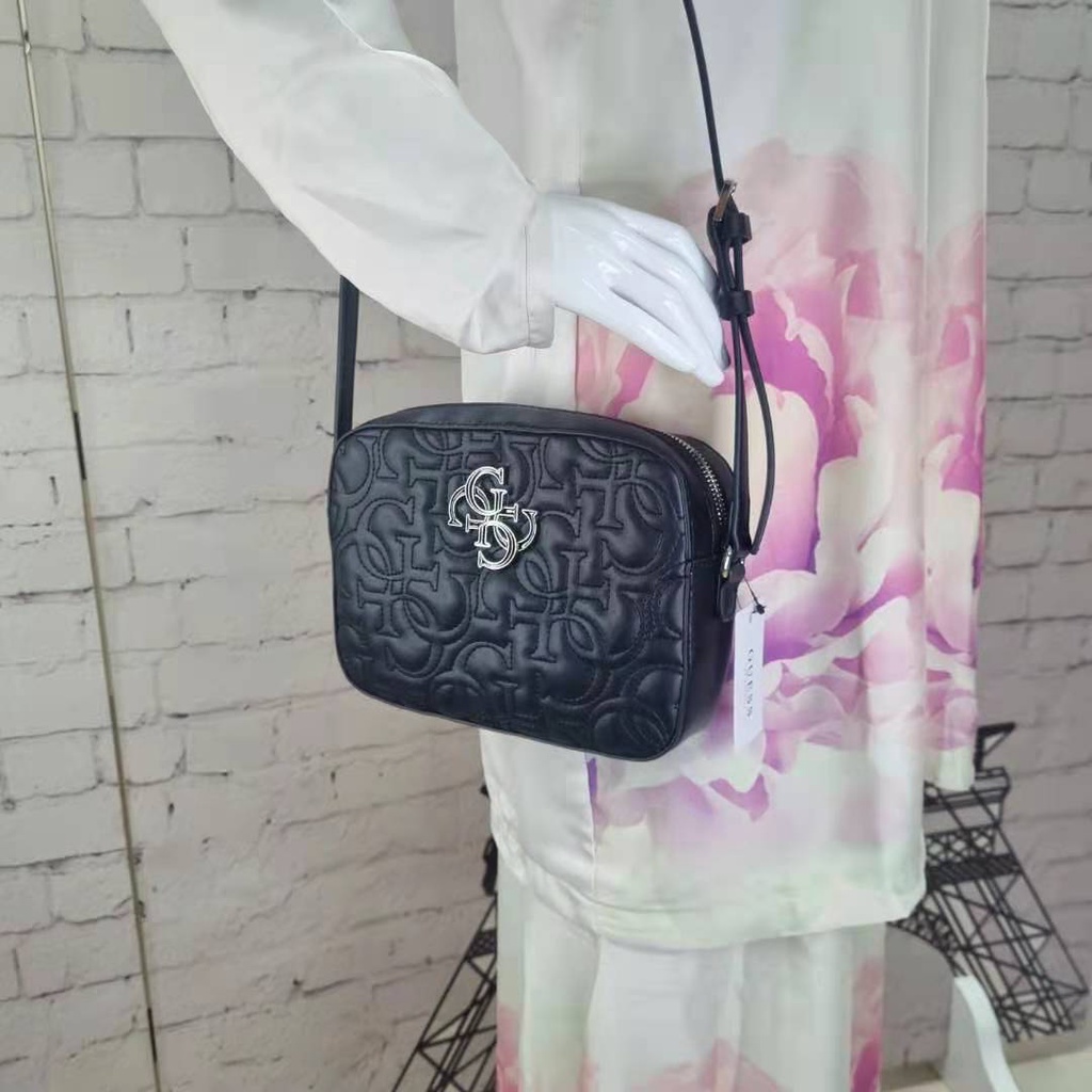 Guess Kamryn Crossbody bag Shopee Malaysia