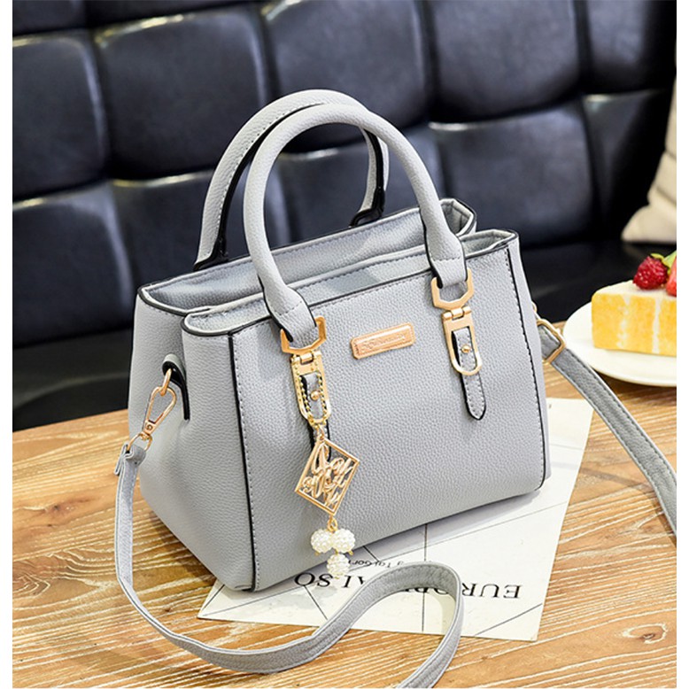 Fashion discount handbags 2021