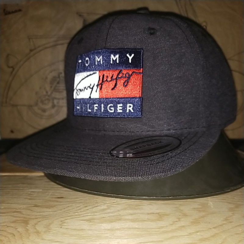 Tommy hilfiger snapback clearance hat