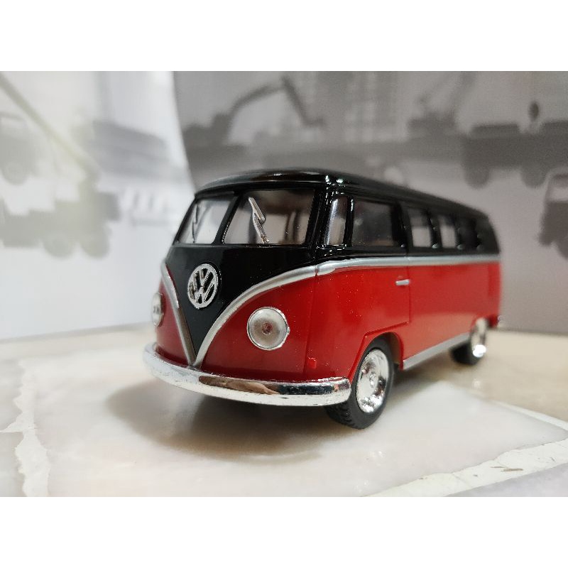 5" Kinsmart 1962 Volkswagen Classical Bus Decal 1:32 Diecast Love Peace In RED - Foto 4