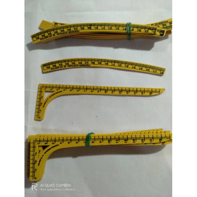 SIKU Two SMALL SEWING RULER/ CLOTHING PATTERN RULER/ ELBOW RULER ...