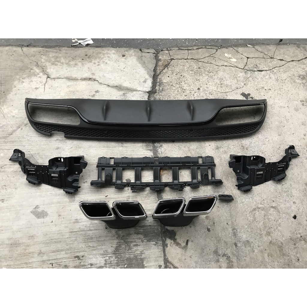 Mercedes Benz W205 C63 diffuser with tail pipe | Shopee Malaysia