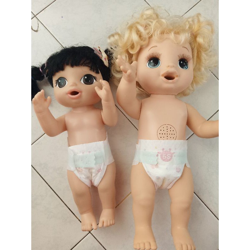 Baby alive on sale doll nappies