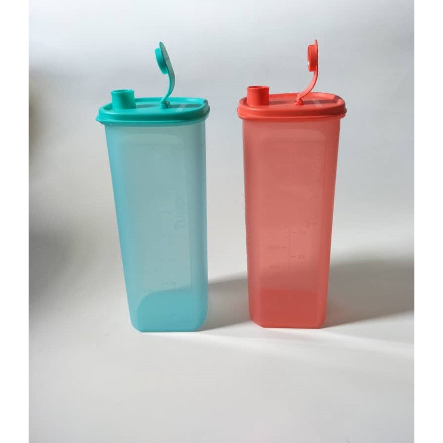 Tupperware Fridge Bottle 2 units (Turquoise & Watermelon Red) | Shopee ...