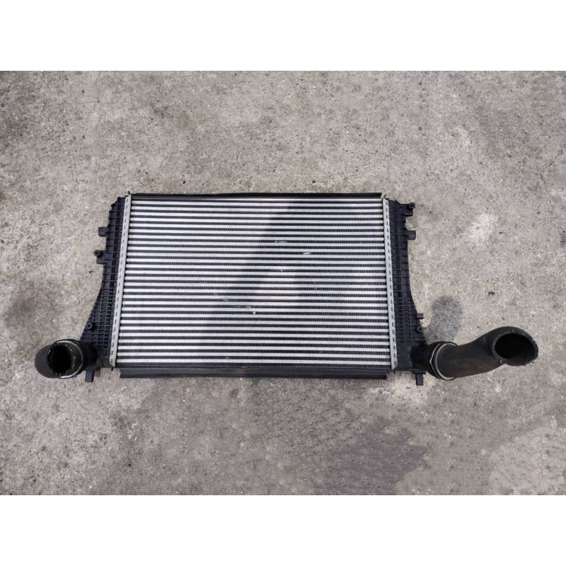 Volkswagen golf GTi mk5 intercooler original made in Germany Shopee