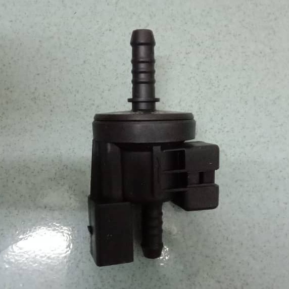 thumbnail image 2 of EMIHO Vapor Canister Purge Valve For VW Audi 2.0T TSI - Replace 06H906517AA 06H906517B 2 of 14