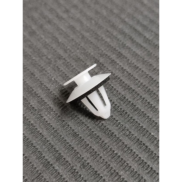 mercedes door trim clip (35pcs) Shopee Malaysia