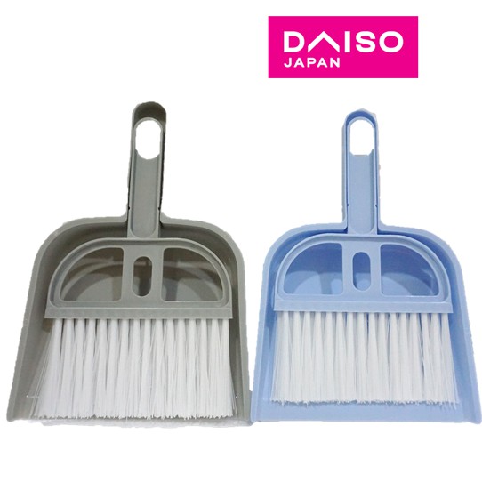Daiso Mini dustpan with brush ( Random colour ) Shopee Malaysia