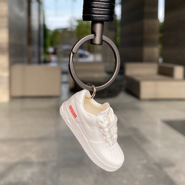 Supreme Air Force 1 Leather Keychain | Shopee Malaysia