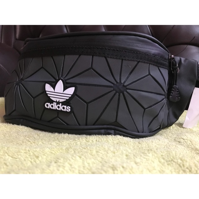 Adidas store 3d pouch