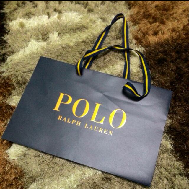 Paper deals bag polo