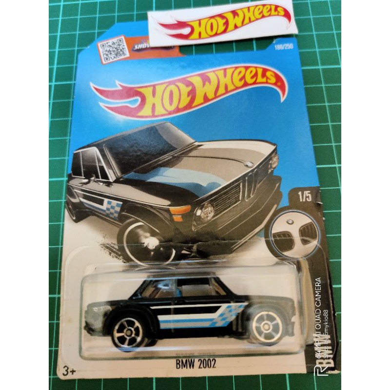 Hot wheels BMW 2002 Black | Shopee Malaysia