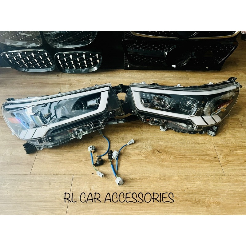 Toyota hilux Revo Rocco rogue 2.4 2.8 LED projector headlamp