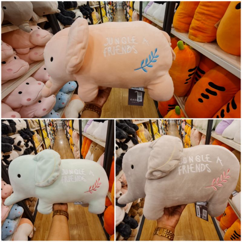 Kaison deals stuffed animals