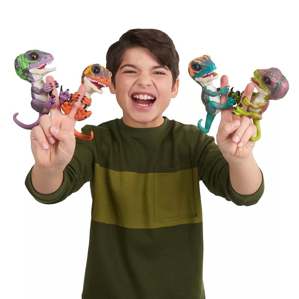 Kid Toys Xmas Gift Untamed Raptor Fingerlings Interactive Collectible ...