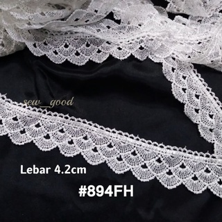 1 meter Renda Putih White Lace Hiasan Baju Chemical Border Lace Renda  Langsir Polyester Lace