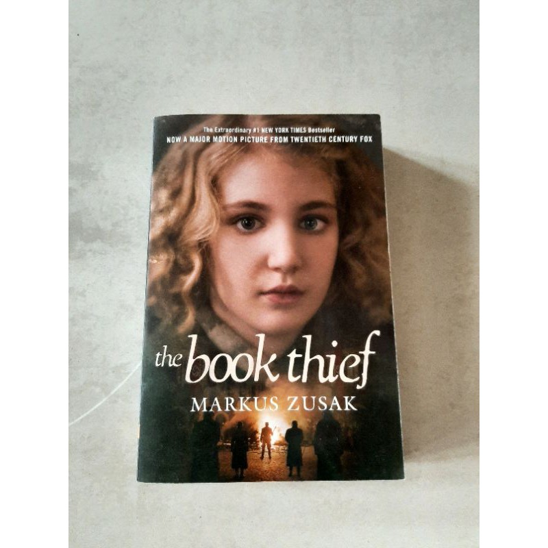 The Book Thief by Markus Zusak (used) | Shopee Malaysia