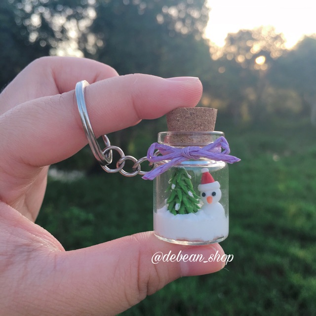 Mini glass hot sale bottle keychain