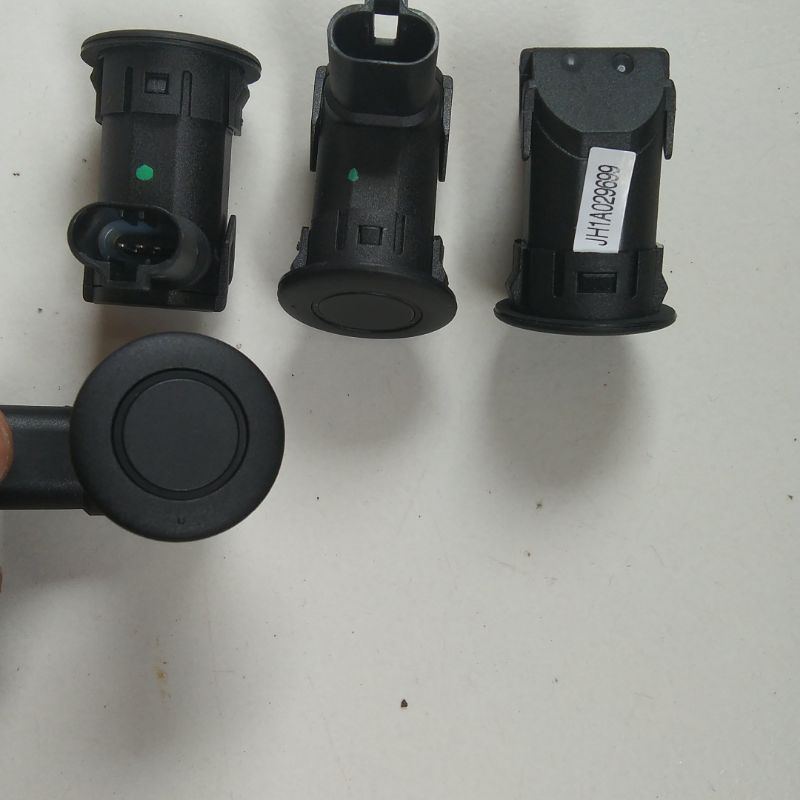 Original Mitsubishi xpander reverse sensor, please order, boss, item ...