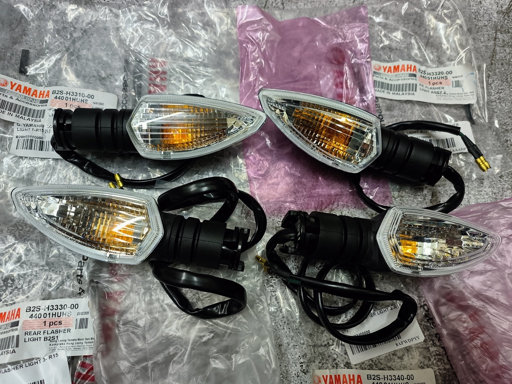 Yamaha R15 Flasher Light Signal Front Rear Left Right Original Yamaha ...