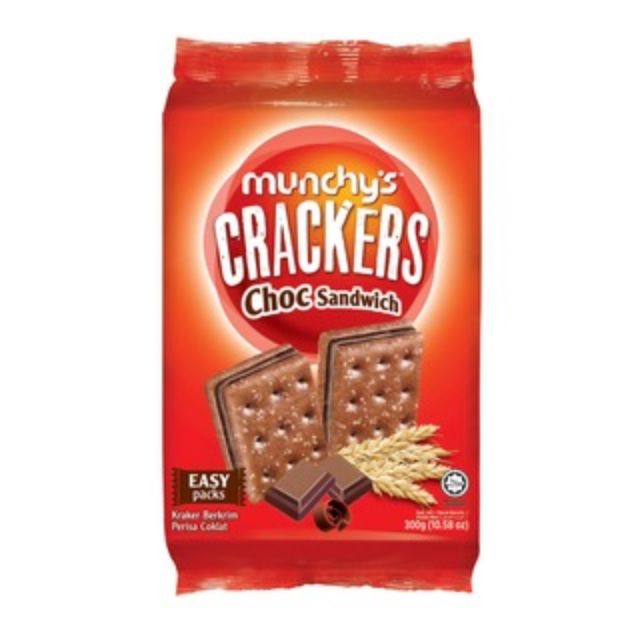 💥 HOT SALE 💥 Munchies Biskut Crackers Choc Sandwich | Shopee Malaysia