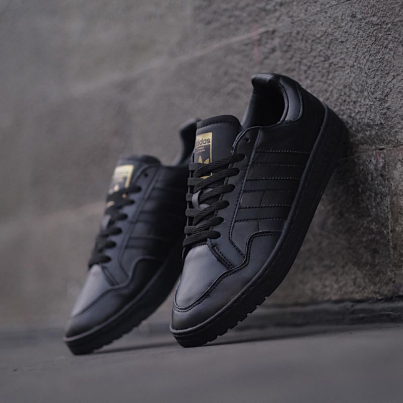 Adidas classic all black online