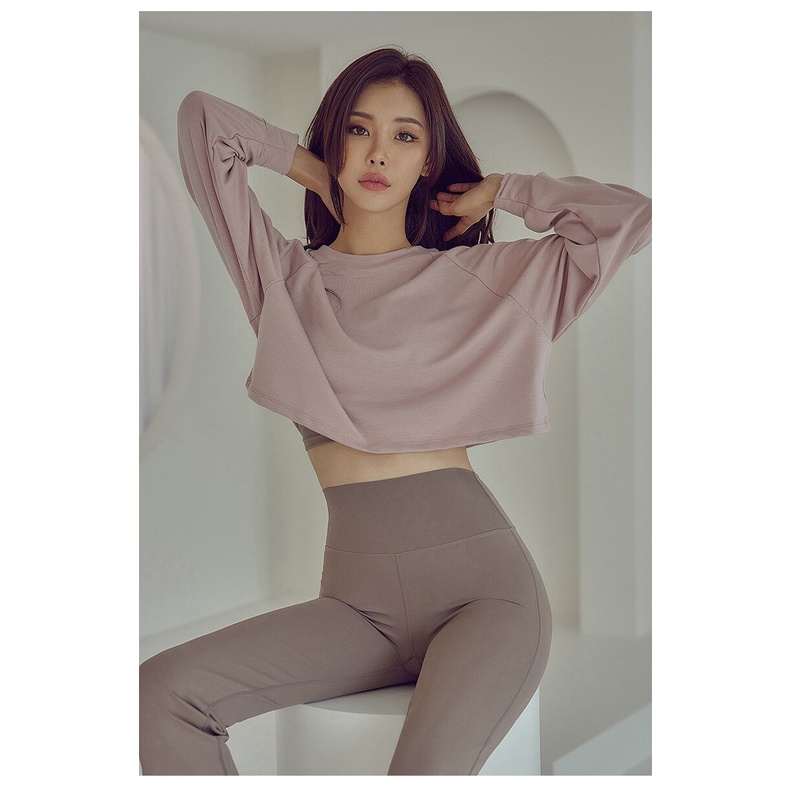 Women's Long Sleeve Crop Top Leggings 2 Piece Sports Set  Women long  sleeve tops, Tops for leggings, Colorful crop tops