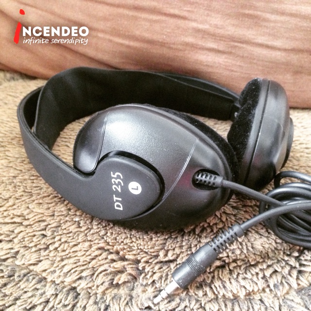 Beyerdynamic dt 235 discount headphones