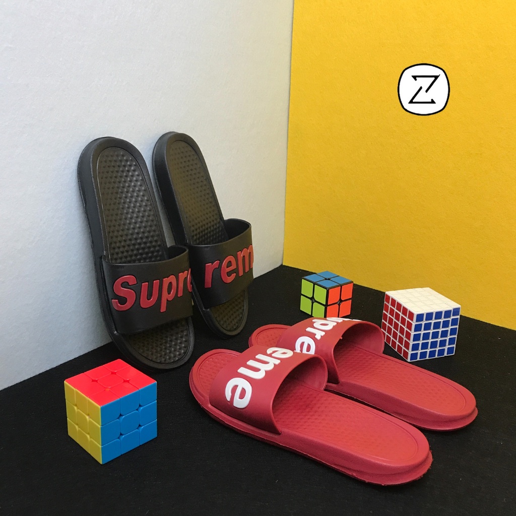 Fake store supreme slippers