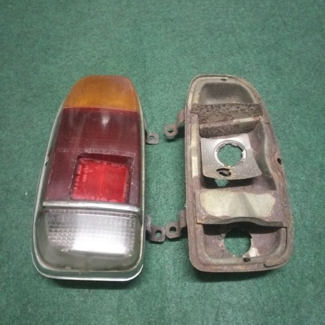 toyota corolla ke26 wagon tail lamp (koito japan) | Shopee Malaysia